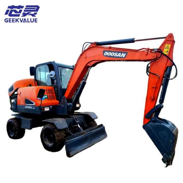 used Doosan small Excavator DX60W-9C